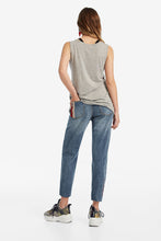 Load image into Gallery viewer, Sleeveless printed and embroidered T-shirt